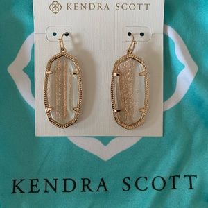 Kendra Scott shimmery gold earrings